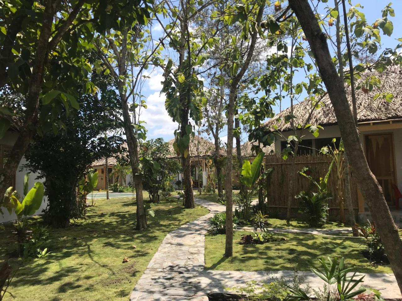Chi-Bu Riverside Nhon Trach Exterior photo